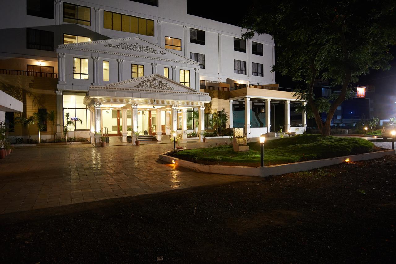 Sanskruti Heritage Resort Shirdi Extérieur photo
